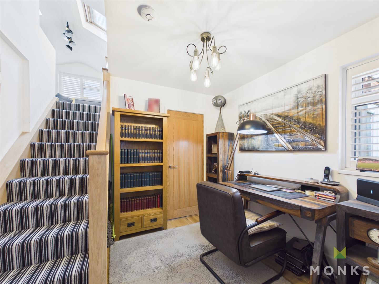 23 Meadow Rise, Oswestry, SY11 2EE For Sale